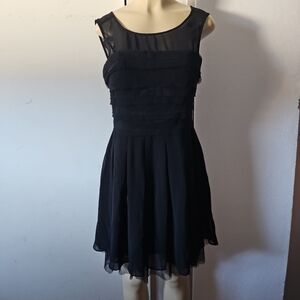 Elegant Black Sleeveless Midi Dress